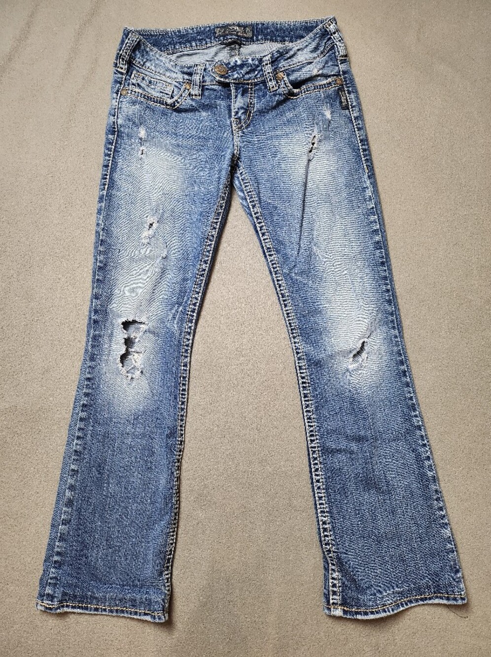 Silver Jeans Tuesday Low Boot Faded Blue Flare Jeans Y2K Western Hemmed Sz 28